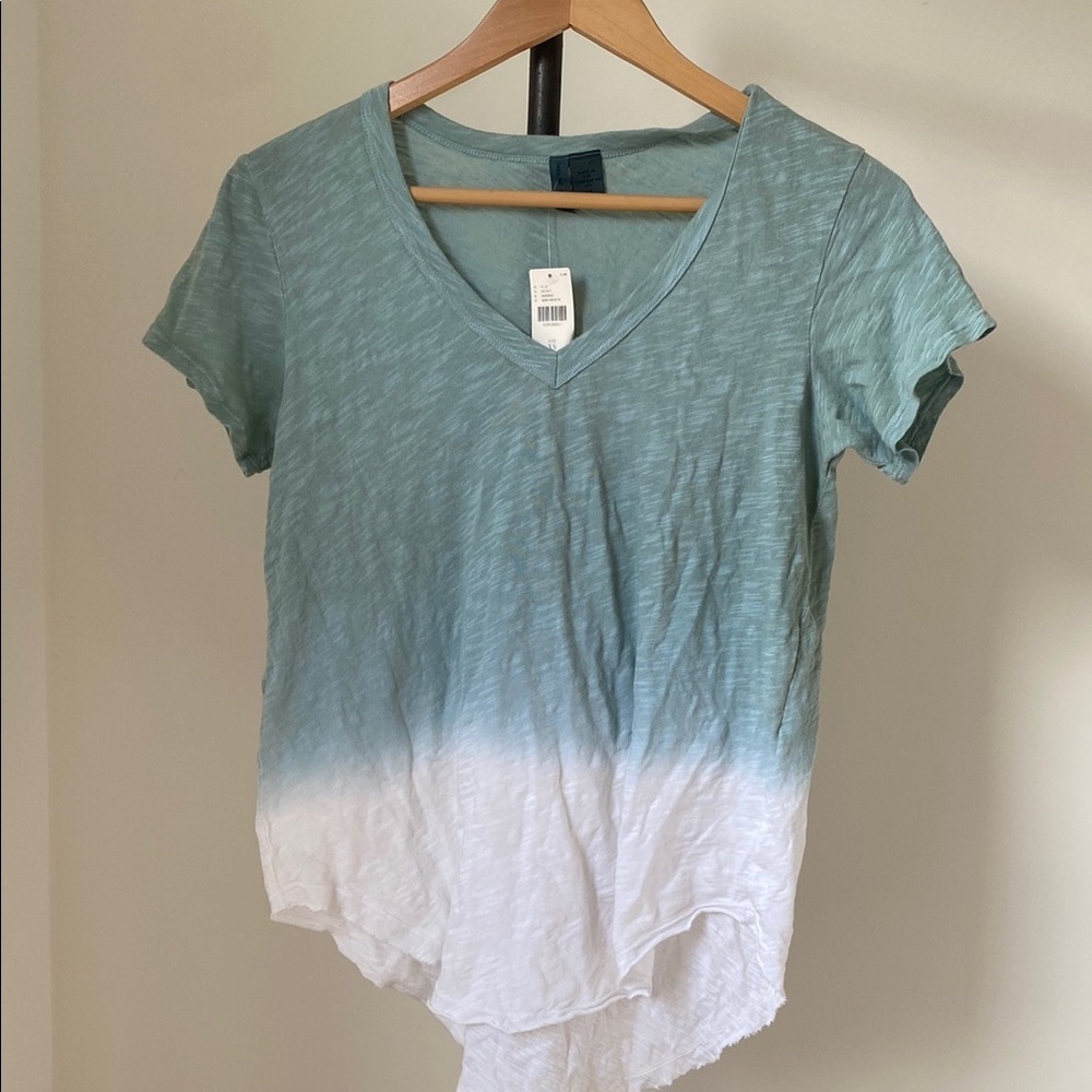 Green and White Ombré Short Sleeve Tee